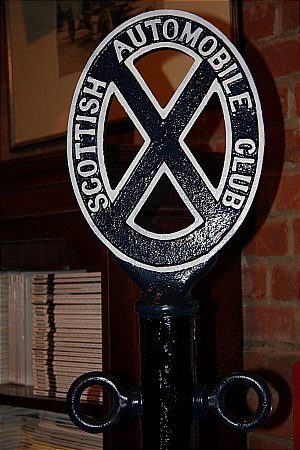 SCOTTISH AUTO CLUB SIGN.CAST IRON - click to enlarge